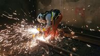 ZDF.reportage – Nächtliche Funken: Nur wenige Stunden bleiben den Arbeitern für die Gleiswartung im U-Bahn-Schacht.