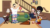 American Dad! – Stanley, l.: Roger, r.
