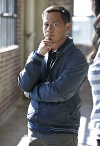 Navy CIS: L.A. – Soll dem Team helfen, den Schützen ausfindig zu machen, der Sam angeschossen hat: Jemadar Thapa (Ernie Reyes jr.) ...