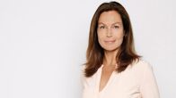 Mex - Das Marktmagazin – Moderatorin Claudia Schick.