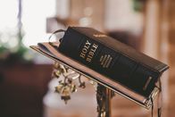 Kraftvoll leben – Holy Bible, religion, church