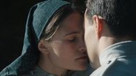 Allein an der Front – L-R: Teresa, Jovem (Filipa Louceiro), Soldado Milhões, Jovem (João Arrais)