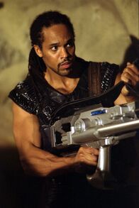 Gene Roddenberry's Andromeda – Kann Tyr (Keith Hamilton Cobb) einem alten Freund helfen?