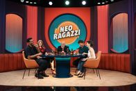 Neo Ragazzi – Gut aufgelegte Runde, von links: Leo Neugebauer, Sophie Passmann, Torsten Sträter, Tommi Schmitt und Emilia Schüle