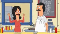 Bob's Burgers – Als es im Restaurant gerade nicht so läuft, hat Linda (l.) eine Idee, von der Bob (r.) nicht genau weiß, ob sie ihm gefällt ...