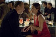 Verführung einer Fremden – L-R: Harrison Hill (Bruce Willis) und Rowena (Halle Berry)