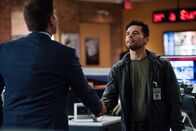 Navy CIS – Bei den Ermittlungen in einem neuen Fall, arbeiten DiNozzo (Michael Weatherly, l.) und DEA Agent Luis Mitchell (John Gabriel, r.) zusammen ...