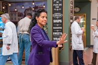 New Amsterdam – Dora (Zabryna Guevara)