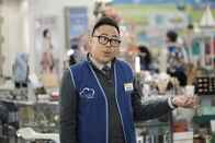 Superstore – Mateo (Nico Santos)