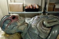 Resident Alien – Resident Alien (2019)