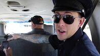 Natural Born Pranksters – Roman Atwood (r.)
