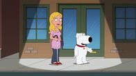 Family Guy – Brian (r.) versucht mit allen Mitteln, vor seiner geliebten Kate (l.) zu vertuschen, dass er ein Hund ist, doch dann will sie seine Eltern kennenlernen ...