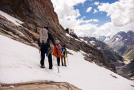 Bergwelten – Martin Sieberer, Simon Messner und Babsi Vigl auf den letzten Metern zum Refuge du Promontoire