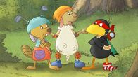 Der kleine Rabe Socke – Wolle versucht zwischen Socke und Fritzi zu schlichten.