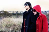 Submarine – Oliver (Craig Roberts) und Jordana (Yasmin Paige) versuchen es zu zweit.