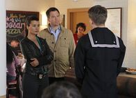 Navy CIS – Bei den Ermittlungen in einem neuen Mordfall: Ziva (Cote de Pablo, l.) und Tony (Michael Weatherly, 2.v.l.) ...