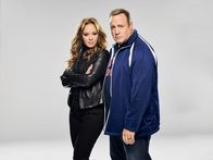 Kevin Can Wait – Vanessa Cellucci (Leah Remini), Kevin Gable (Kevin James)