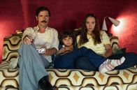 UFOs – v.l. Didier Mathure (Melvil Poupaud), Bastien (Alessandro Mancuso) und Diane Mathure (Capucine Valmary)