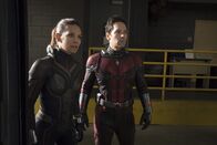 Ant-Man and the Wasp – Hope Van Dyne / Wasp (Evangeline Lilly, l.); Scott Lang / Ant-Man (Paul Rudd, r.)
