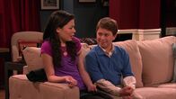 iCarly – Carly Shay (Miranda Cosgrove), Nevel Papperman (Reed Alexander)