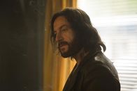 A Single Shot – Waylon (Jason Isaacs)