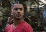 Star – Derek (Quincy Brown)