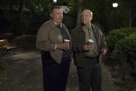 Brooklyn Nine-Nine – Scully (Joel McKinnon Miller, l.), Hitchcock (Dirk Blocker)