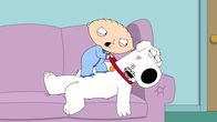 Family Guy – Stewie Griffin (l.); Brian Griffin (r.)