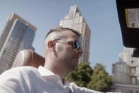 Abenteuer am Golf – SRF DOK-Serie Abenteuer am Golf Folge 1 Der Tessiner Matteo Boffa hat in Dubai sein Glück gefunden. 2022