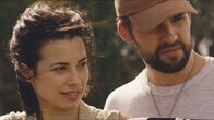 Before the Fire - Angst ist ansteckend – L-R: Ava Boone (Jenna Lyng Adams), Max Rhodes (Ryan Vigilant)