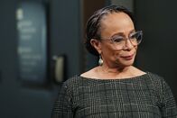 Chicago Med – Im Scheinwerferlicht: S. Epatha Merkerson als Sharon Goodwin