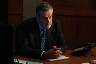 Gray – Kevin Tagg (Rupert Everett)