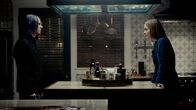 American Horror Story – Kai Anderson (Evan Peters, l.); Ally Mayfair-Richards (Sarah Paulson, r.)