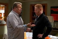 Modern Family – L-R: Cameron Tucker (Eric Stonestreet), Mitchell Pritchett (Jesse Tyler Ferguson)