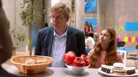 Spotlight – L-R: Direktor Frey (Tilo Acksel) und Toni (Luana Knöll)
