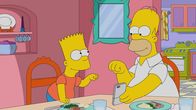 Die Simpsons – Bart (l.); Homer (r.)