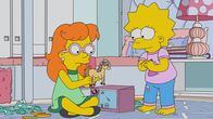 Die Simpsons – THE SIMPSONS: Lisa makes a new friend who loves horses, but then becomes part of a circle of snooty young rich girls. Meanwhile, Homer takes Marge on a romantic cruise in the ÒThe Hateful Eight-Year-OldsÓ episode of THE SIMPSONS airing Sunday, May 10 (8:00-8:30 PM ET/PT) on FOX. Guest voice Joey King. THE SIMPSONS