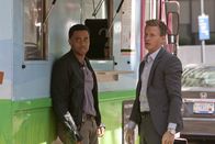 Common Law – Wollen unbedingt Dr. Ryan als Therapeutin zurück: Travis (Michael Ealy, l.) und Wes (Warren Kole, r.) ...