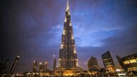 World's most Extreme – Der Turm Burj Khalifa ist nach dem Präsidenten der Vereinigten Arabischen Emirate Chalifa bin Zayid Al Nahyan benannt.