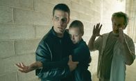 Minority Report – Regisseur Steven Spielberg, r. mit Tom Cruise , l. und Samantha Morton, M.