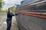 Re: – Da das Leben auf einem Boot schlichtweg zu teuer ist, will Annas Familie ihres verkaufen.
