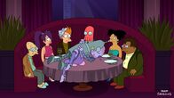 Futurama – Der Trip nach Las Vegas verläuft nur für Bender (M.) so, wie er es sich vorgestellt hat. Professor Hubert (l.), Leela (2.v.l.), Fry (3.v.l.), Zoidberg (3.v.r.), Amy (2.v.r.) und Conrad (r.) sind enttäuscht ...