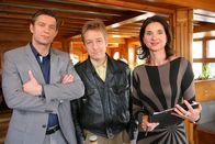 Die Rosenheim-Cops – L-R: Kommissar Sven Hansen (Igor Jeftic), Polizist Michi Mohr (Max Müller), Dr. Sabine Eckstein (Petra Einhoff)
