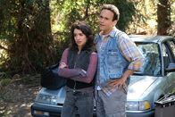The Goldbergs – Joanne Schwartz (Beth Triffon, l.); Barry Goldberg (Troy Gentile, r.)