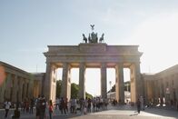 Reporter – Reporter Ode an Berlin Eine Stadt, die jedes Jahr Zehntausende anlockt. 2022