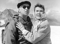 SOS Gletscherpilot – SOS Gletscherpilot Angst vor dem Aufstieg: Leopold Biberti als Dr. Gruber, Anne-Marie Blanc als Frau Gruber