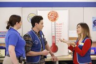 Superstore – v.l.n.r.) Dina (Lauren Ash); Jonah (Ben Feldman); Amy (America Ferrera)