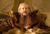 Der Sternwanderer – Der König von Stormhold (Peter O'Toole) hat nicht mehr lange zu leben. Seine vier verbliebenen Söhne kämpfen verbittert um den Thron, denn nur derjenige, der einen Diamanten zurück in einen Rubin verwandeln vermag, kann die Herrschaft über das Königreich erlangen ...