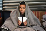 Community – Community Staffel 5 Folge 3 Am Boden: Donald Glover als Troy Barnes Copyright: SRF/2014 Sony Pictures Television Inc. and Open 4 Business Productions LLC.