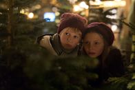 All I Want For Christmas – Im dänischen Viborg sucht Lucia (Ella Testa Kusk) den auserwählten Jungen Albert (Peter Sejer Winther) auf. Dessen größter Weihnachtswunsch ist, dass sein kranker Vater Lars wieder gesund wird.